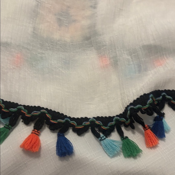 White Kaftan w/ Colorful Crochet Accents SZ L tassel outline swim coverup vacay - Picture 10 of 11